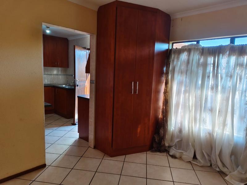 3 Bedroom Property for Sale in Geelhoutpark North West